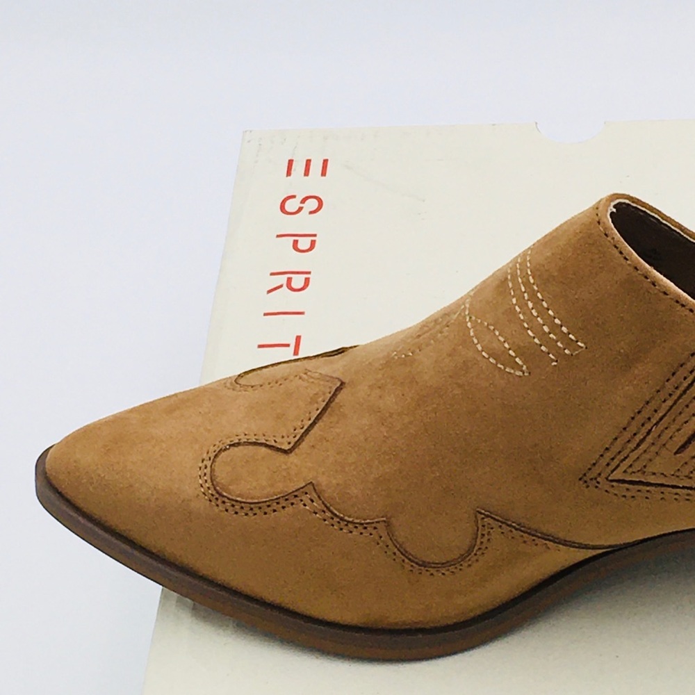 Sprit Point Boots - Picture 5 of 11